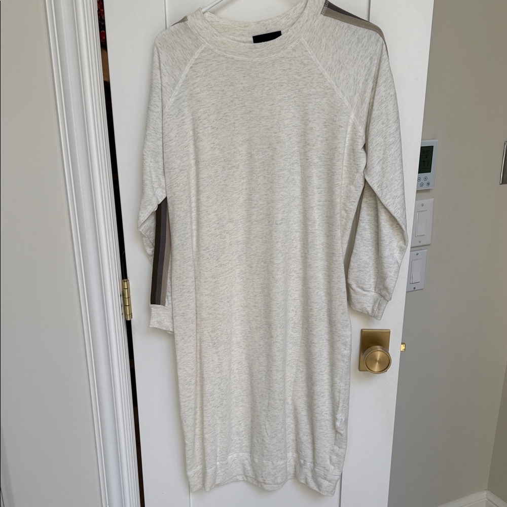 Monrow Mommy Cream Long Sleeve Maternity Dress!